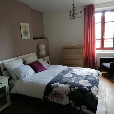 Bed and Breakfast Aux Douces Nuits De Rivel Экстерьер фото