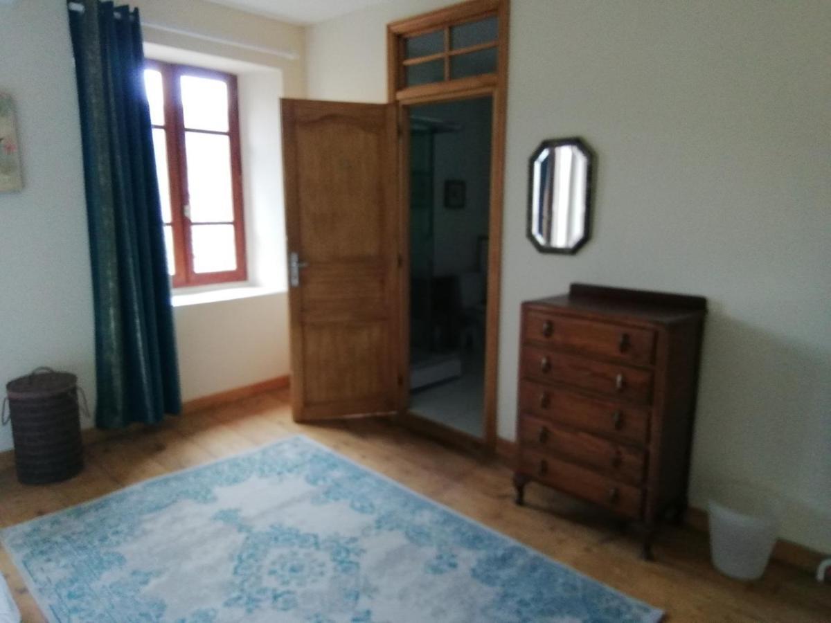 Bed and Breakfast Aux Douces Nuits De Rivel Экстерьер фото